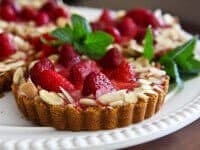 strawberry-almond-cream-tart-9748