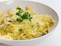 baked-spaghetti-squash-garlic-butter-4600.jpg
