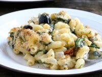 greek-mac-cheese-feature-image