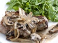 Pork-Chop-with-White-Wine-Sauce-Recipe.jpg