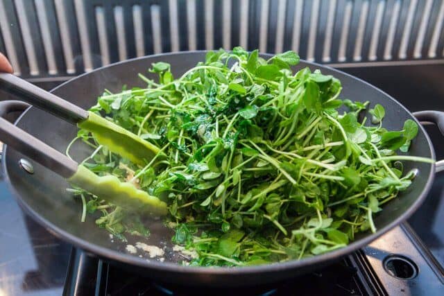 chinese stir fried pea sprouts recipe-3915