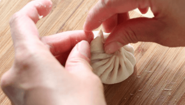 How to make Xiao Long Bao (小笼包, Soup Dumplings) - Red House Spice