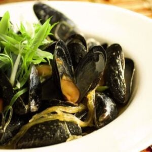 mussel-thai-lemongrass-coconut-curry-recipe