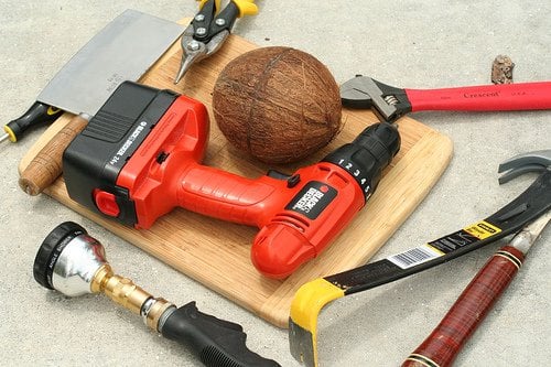 Tools for opening a coconut