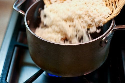 Hainanese Chicken Rice Recipe - Hainanese Rice