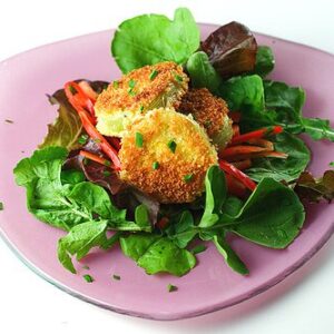 Fried Green Tomato Salad with Sweet Chili Dressing + Menu For Hope ...