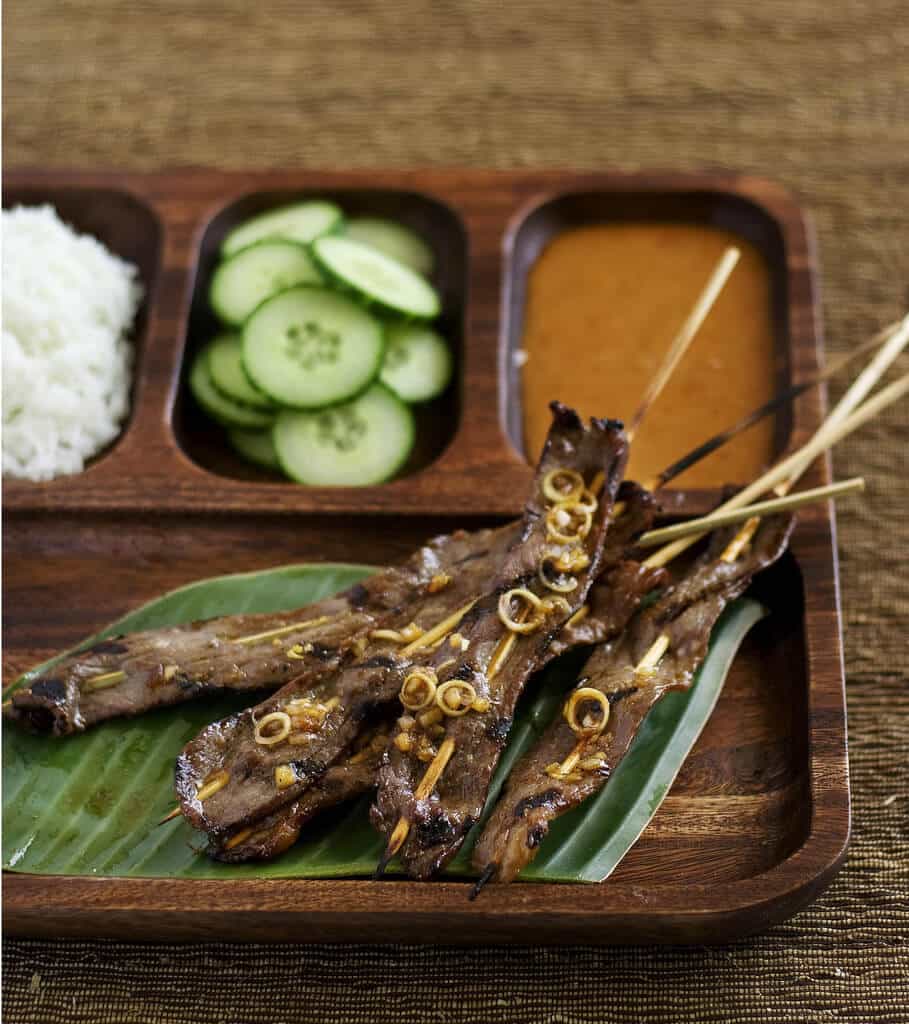 Beef Satay with Peanut Sauce