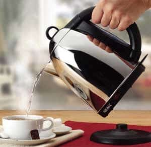 Giveaway: Aroma Hot Water X-Press Cordless Kettle