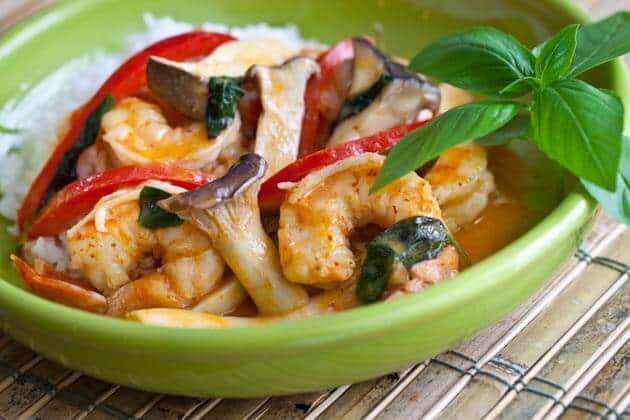 10 Minute Thai Shrimp Curry Steamy Kitchen Recipes Giveaways