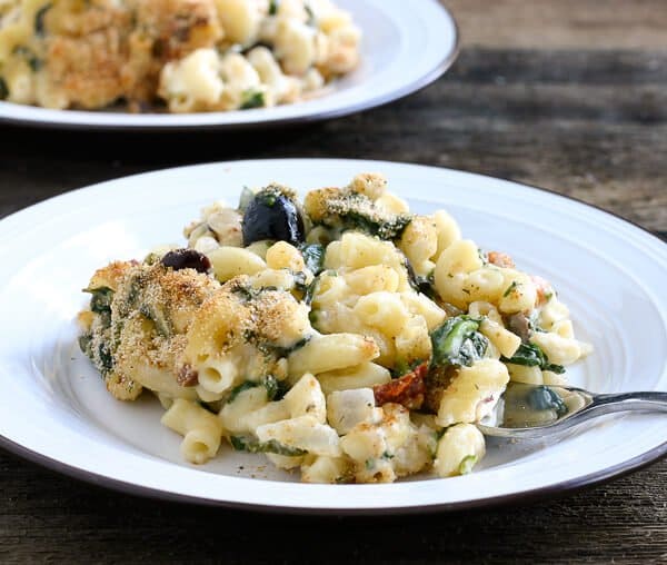 Greek Mac and Cheese (Baked + Healthy + Easy} –