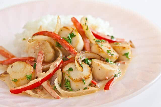 Spicy Creamy Scallops and Peppers Recipe