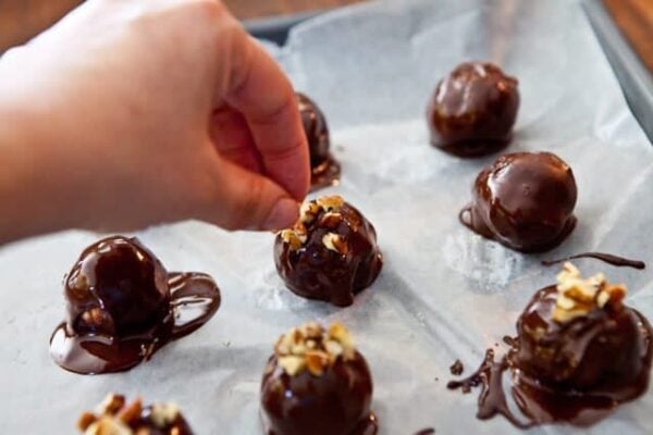 Turtle Cheesecake Truffles • Steamy Kitchen Recipes Giveaways