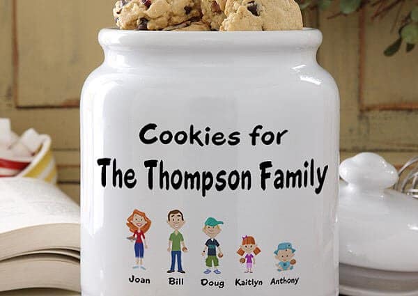 Giveaway: Family Characters Personalized Cookie Jar