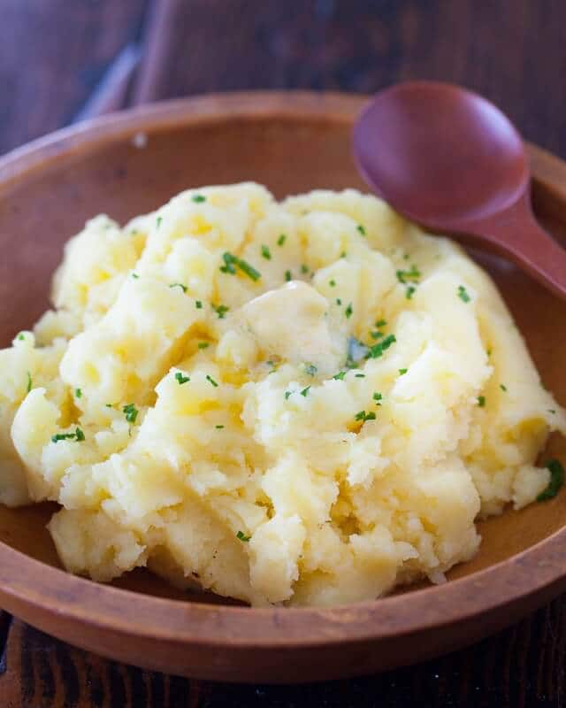 Garlic Smashed Potatoes - Damn Delicious