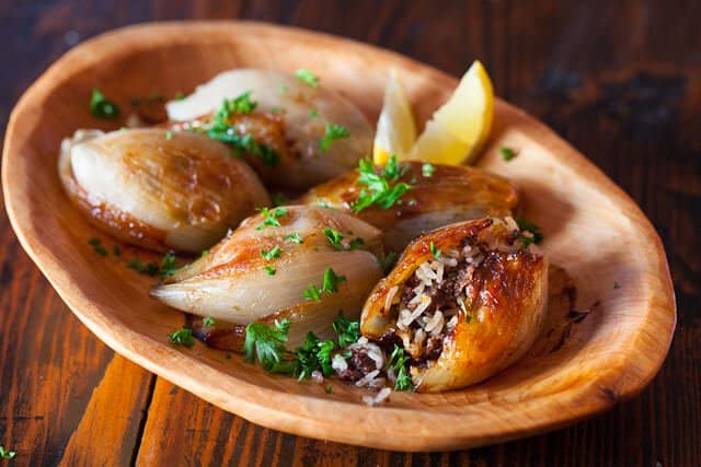 Lebanese Roasted Stuffed Onions