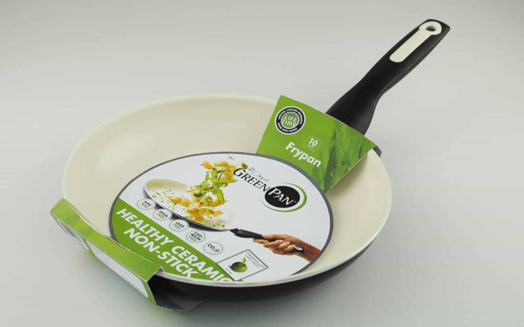 Giveaway: Rio 10-inch Ceramic Non-Stick Open Fry Pan by GreenPan