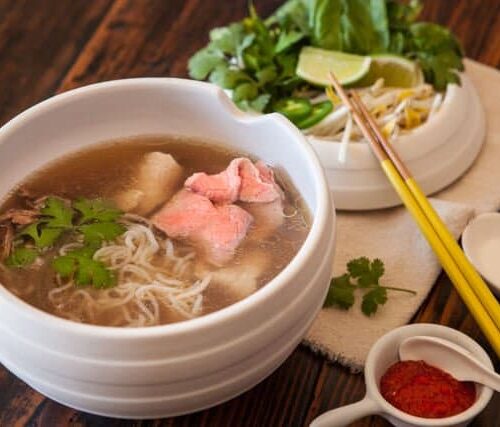 https://steamykitchen.com/wp-content/uploads/2014/02/vietnamese-pho-pressure-cooker-noodle-soup-recipe-featured-0888-500x427.jpg