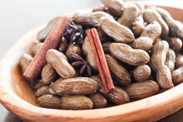 bowl of chinese-boiled-peanuts