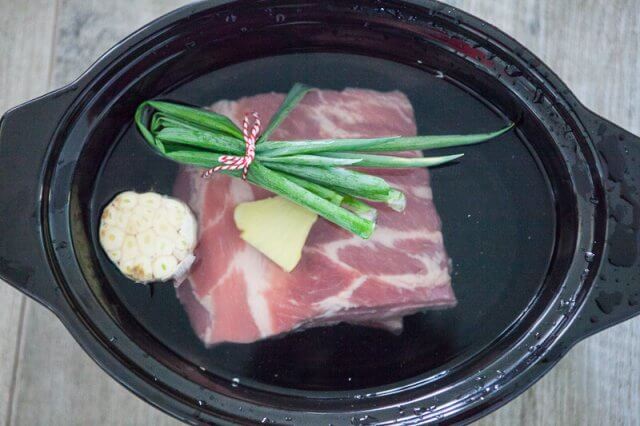 Slow Cooker Bone Broth Recipe - Asian Everything goes into the slow cooker