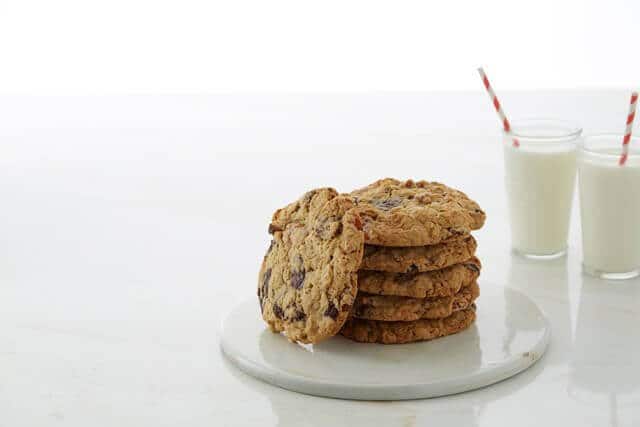 martha stewart giant kitchen sink cookies