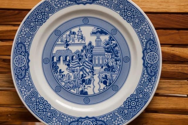 Collectible Porcelain: Calamityware Review & Giveaway