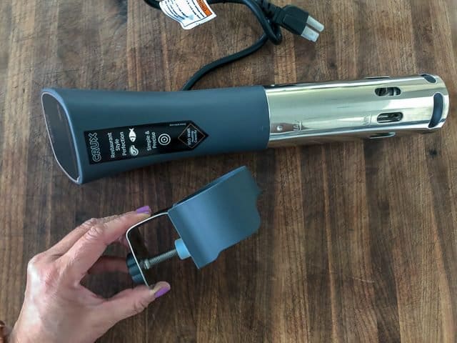 Crux Sous Vide Review clamp