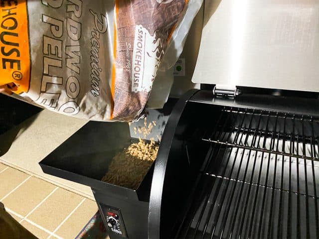 https://steamykitchen.com/wp-content/uploads/2019/11/ZGrills-700e-review-09-2-640x480.jpg