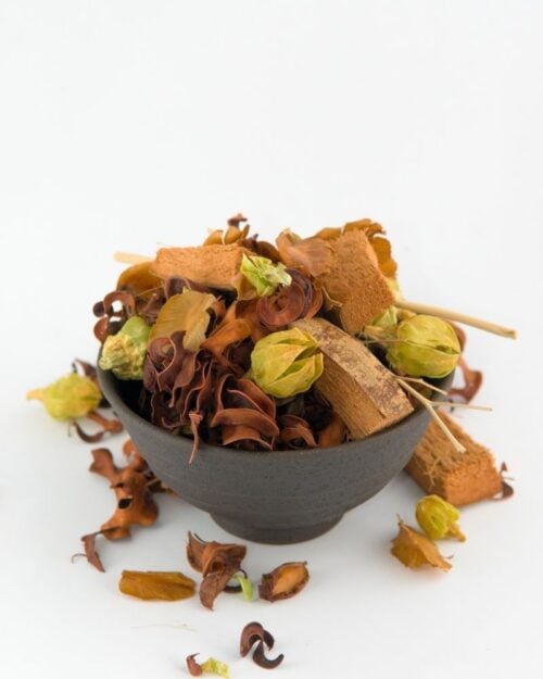 Make Extra Spices into Potpourri