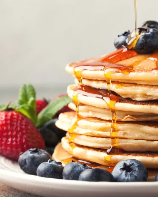 https://steamykitchen.com/wp-content/uploads/2021/07/pancakes-2-640x800.png.webp