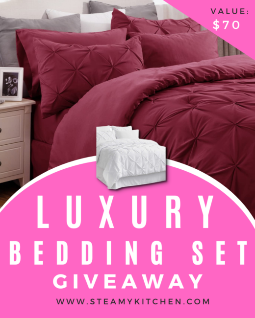 Luxury Bedding Set Giveaway