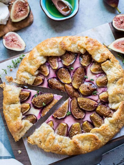 Rustic and sweet, with the deep flavors of fig complemented by a touch of honey.