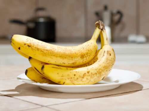 Bananas in kitchen on a plate