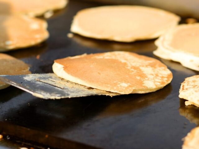 Making pancakes on a griddle