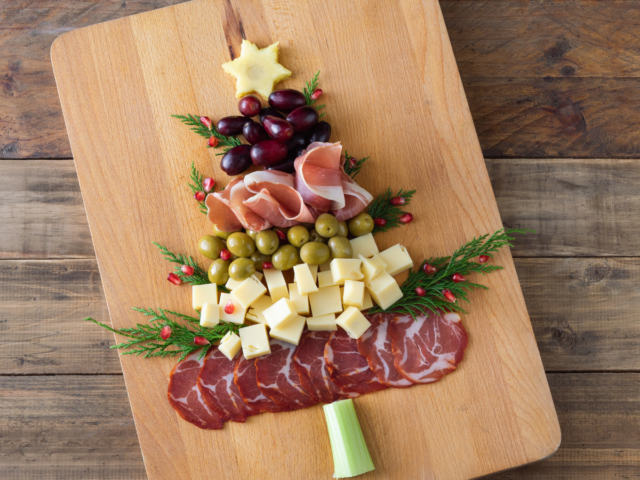 charcuterie christmas tree