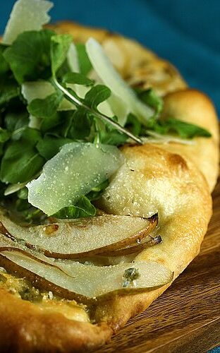 No Knead Pizza Dough: Pear and Gorgonzola Flatbread with Baby Arugula and Shaved Parmesan